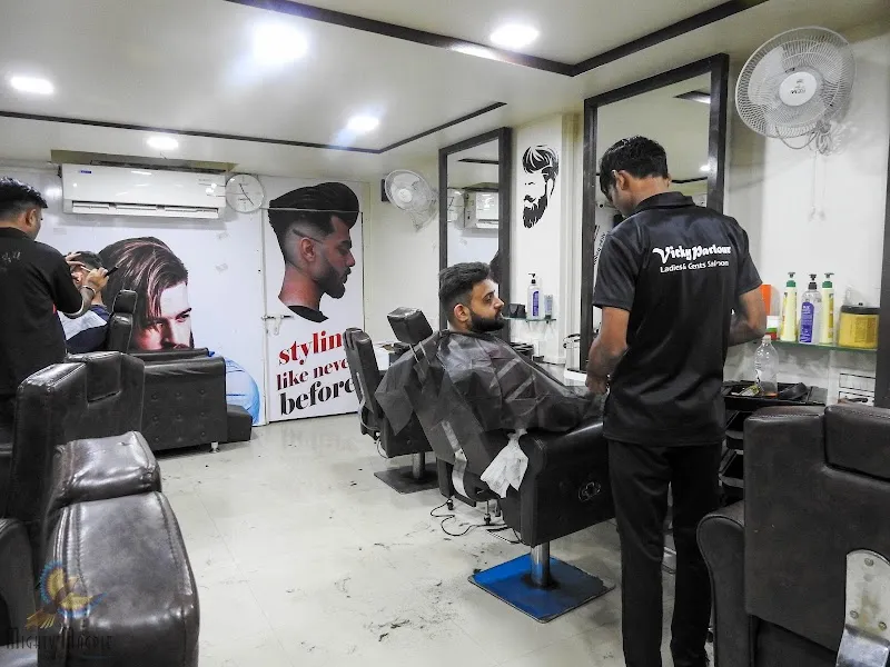 Vicky Parlour Salon Academy