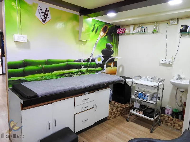 Vicky Parlour Salon Academy