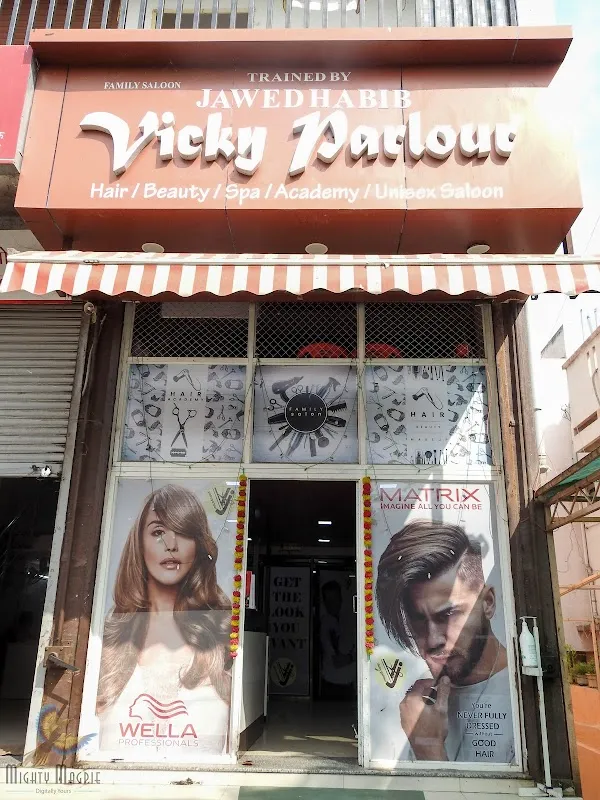Vicky Parlour Salon Academy