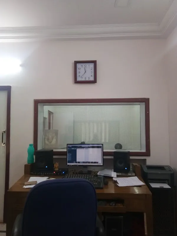 CLARITY CREATIONS VOICE RECORDING & DUBBING STUDIO