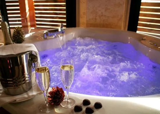 24 Carats Spa