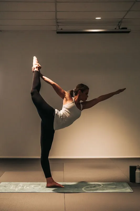 Hot Yoga & Co