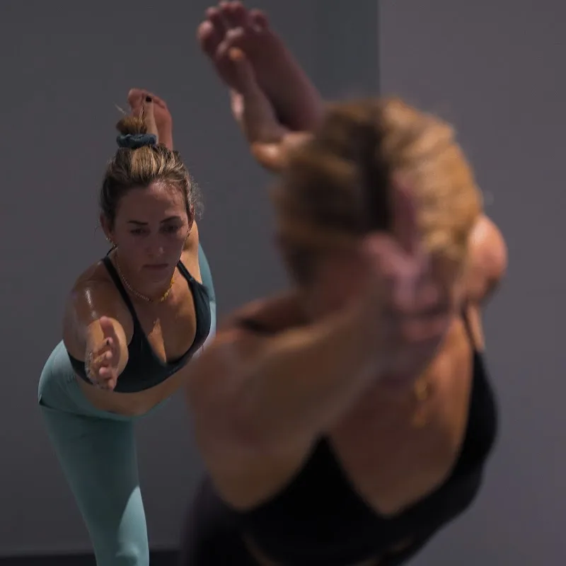 Hot Yoga & Co