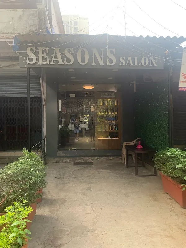 SEASONS SALON