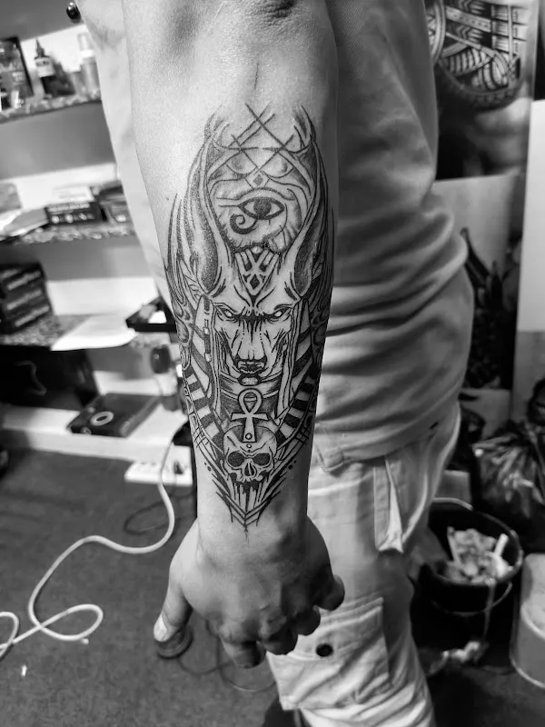 Tony Tattooz