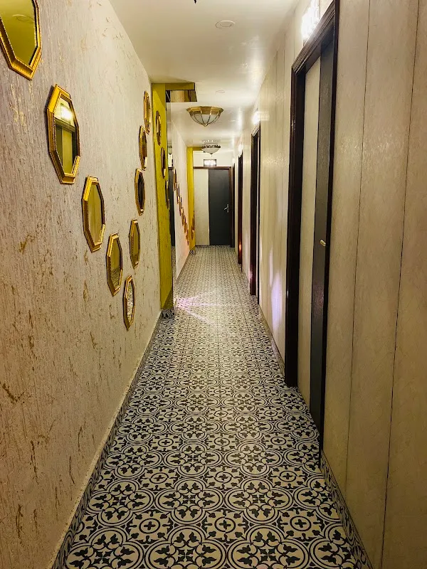 Spa Vriksh