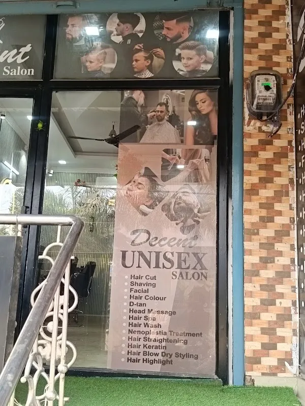 Decent unisex salon