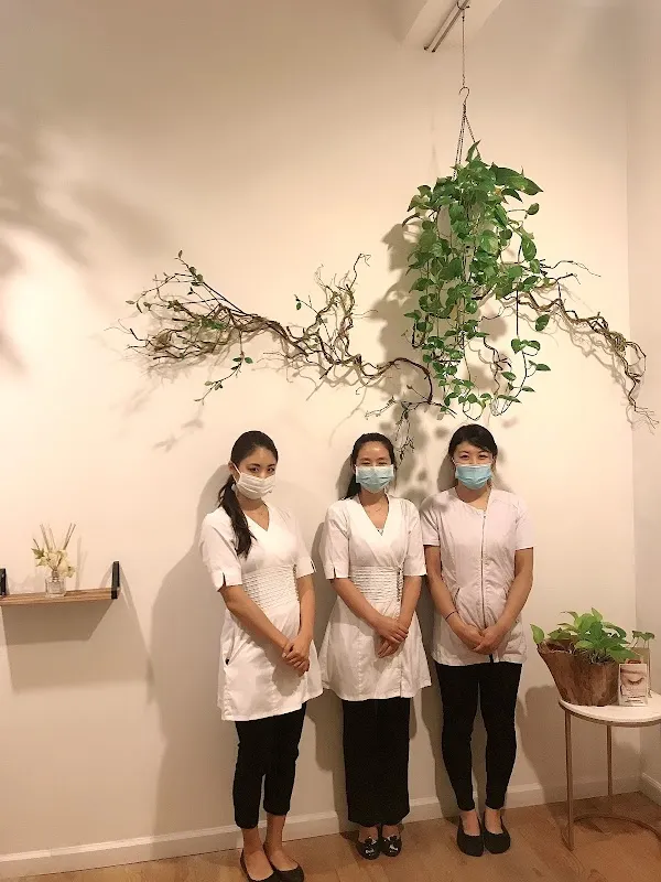 Yuzu Spa - Facials & Head massage