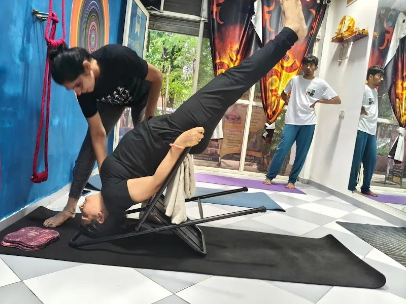 Dee's Yoga