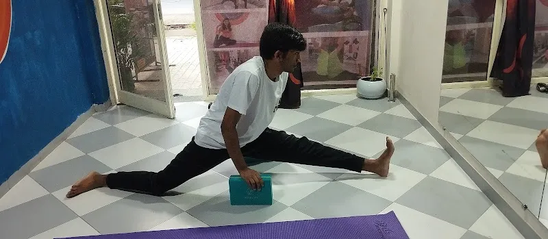 Dee's Yoga