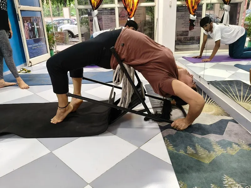 Dee's Yoga