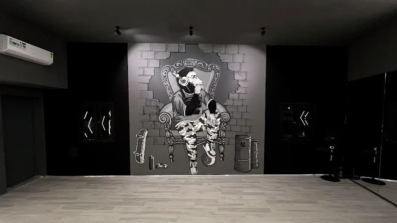 BBoiz Dance Studio