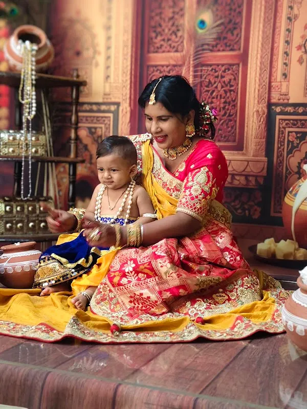 SHREEJI STUDIO / SHREEJI WEDDING FILMS