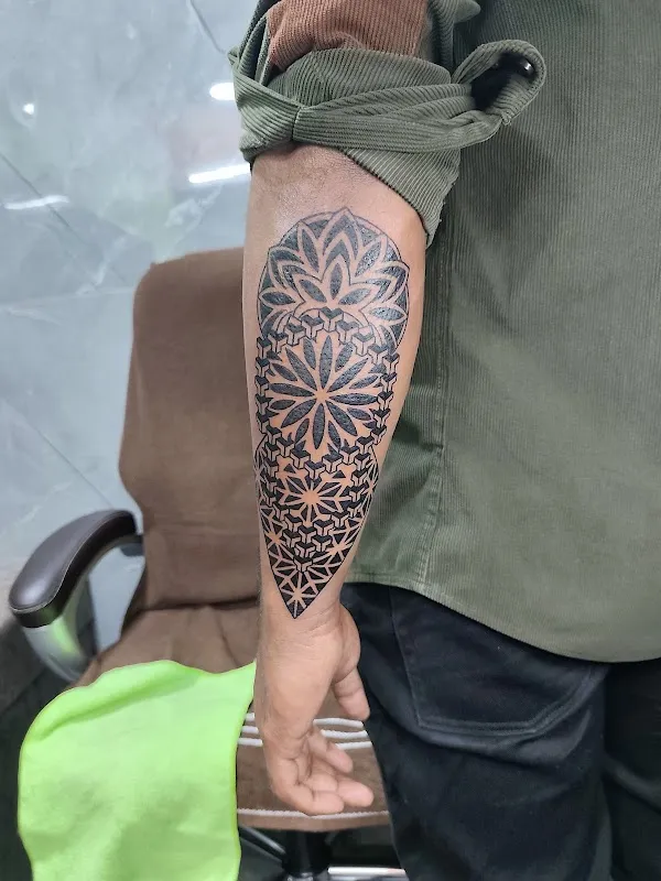 STAR TATTOO'S & PIERCING
