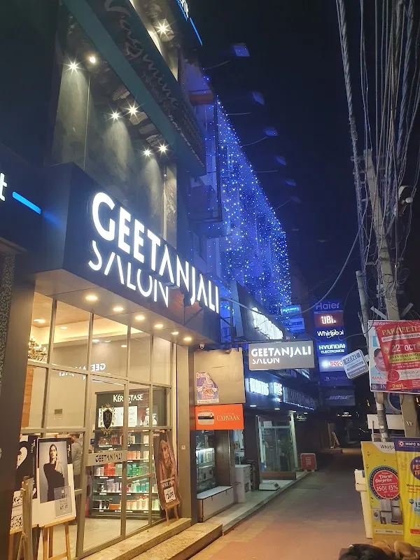 Geetanjali Salon - Model Town 2, New Delhi