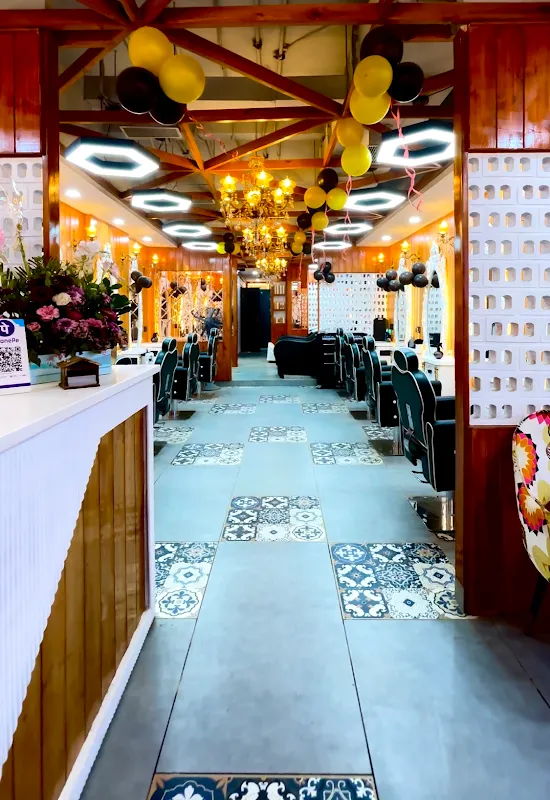 28 degree unisex salon |Ganesh Nagar| Tilak Nagar| Janakpuri| Best salon| keratin | Smoothening | Bridal |near me| makeup