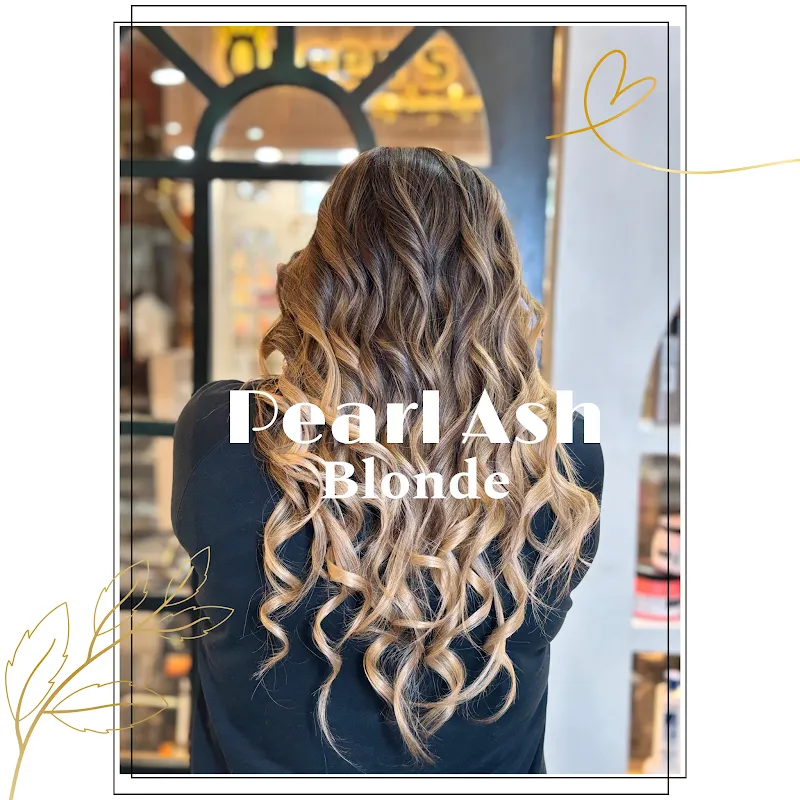28 degree unisex salon |Ganesh Nagar| Tilak Nagar| Janakpuri| Best salon| keratin | Smoothening | Bridal |near me| makeup