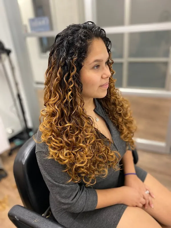 Dream Curls Studio