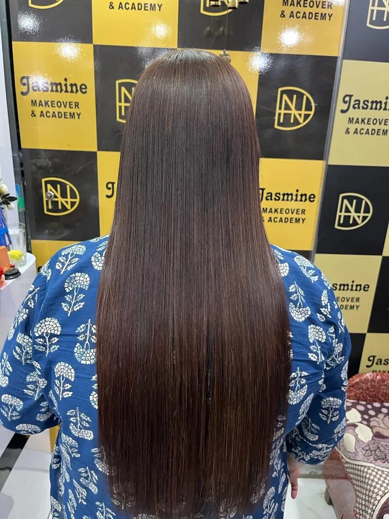 Jasmine Makeover & Academy Family Unisex Salon | Hair Services In Rohini