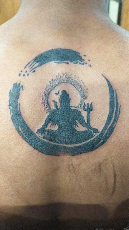 L & C Tattoo & Piercing Studio
