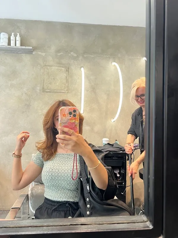 Gusto Hairdressing Oxford Street
