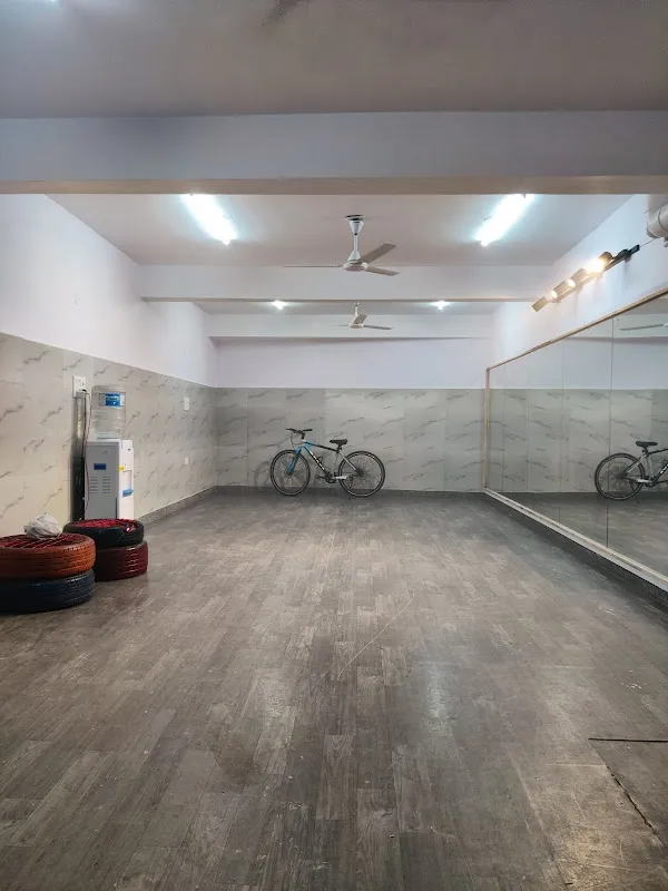 R G Dance Studio