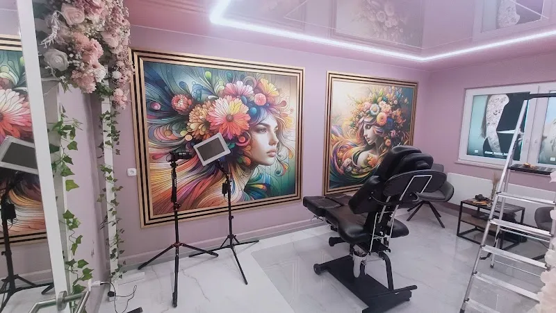 Neon Tattoo Germany | Tattoo & Piercing Studio