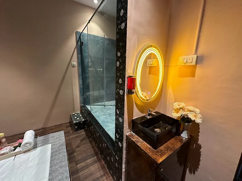 Royal Palm Spa