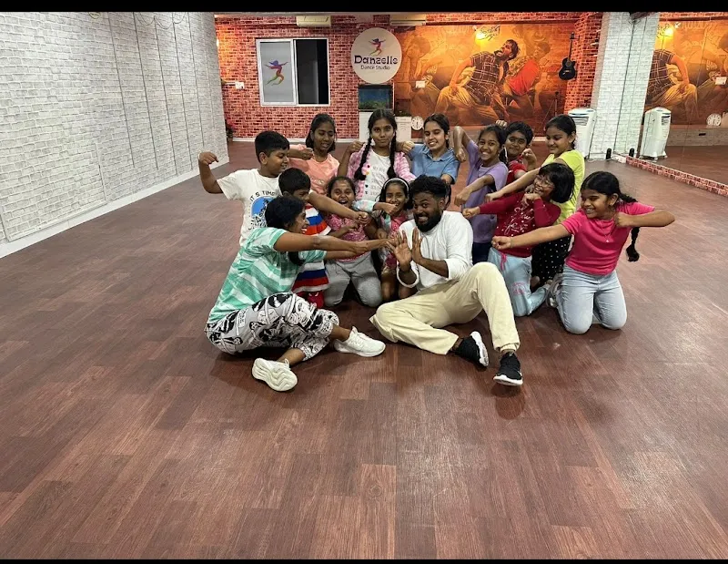Danzelle Dance Studio