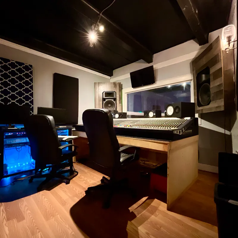 TrackSet Plus Recording Studios