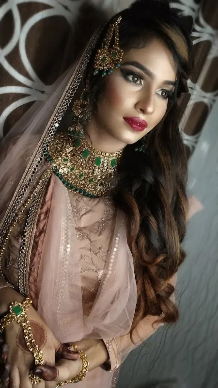 shree beauty clinic salon n spa n academy