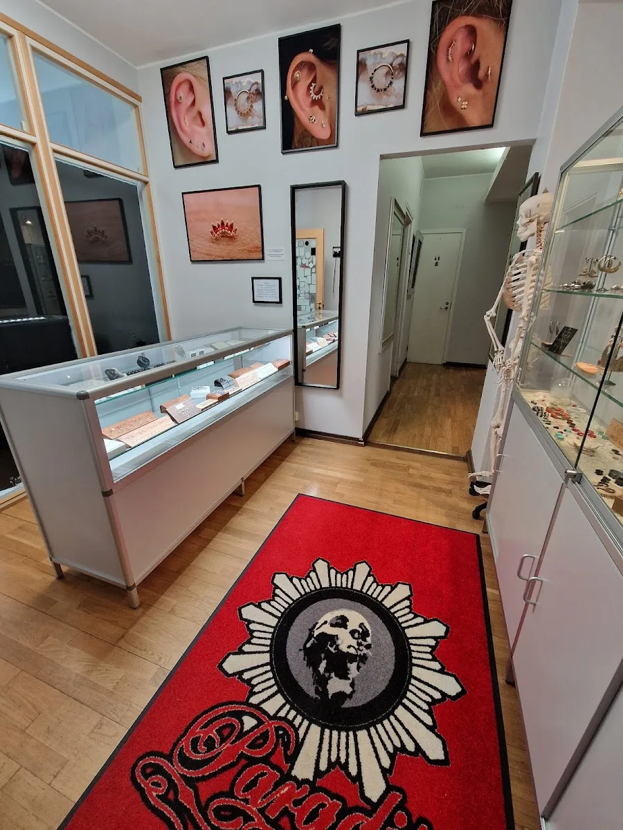Paradise Tattoo & Piercing