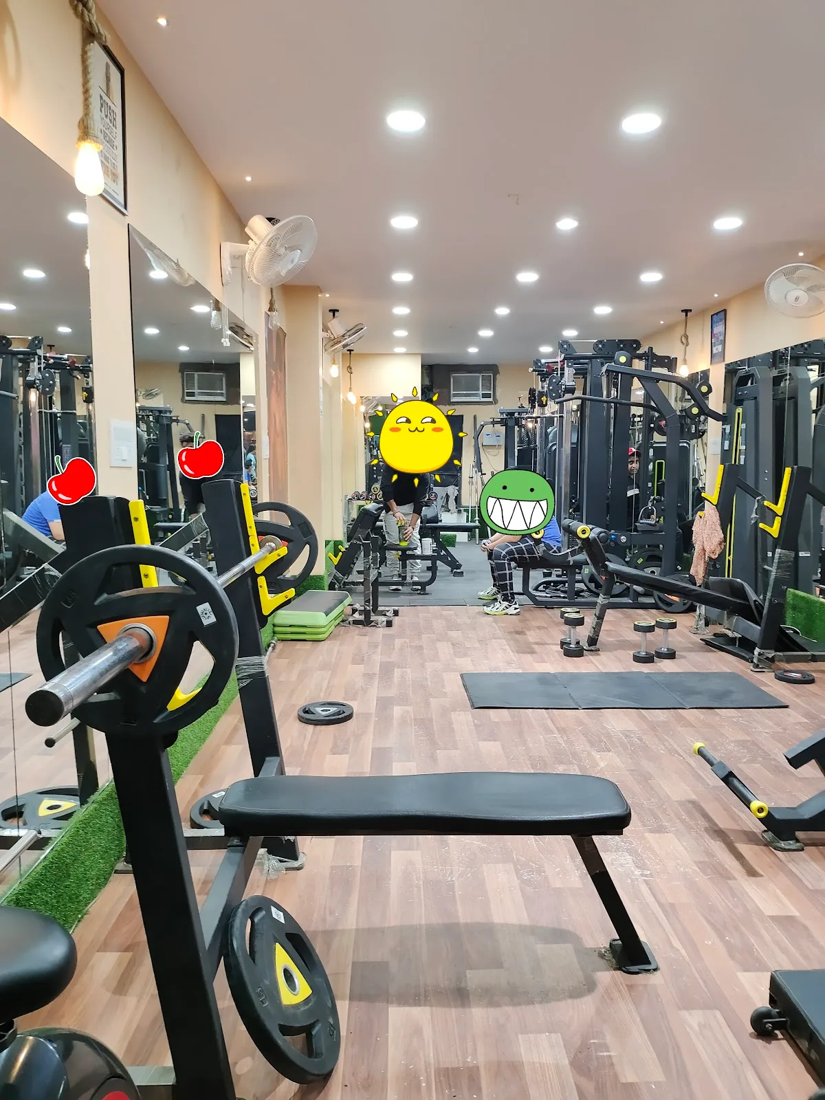 The Fitness Studio By Karan Kapoor Unisex Gym & Nutrition Store