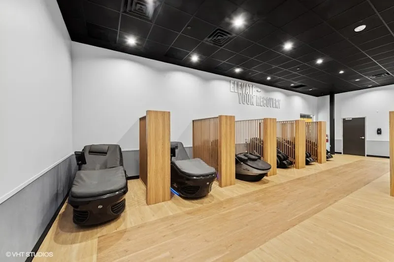 Crunch Fitness - Burbank Station