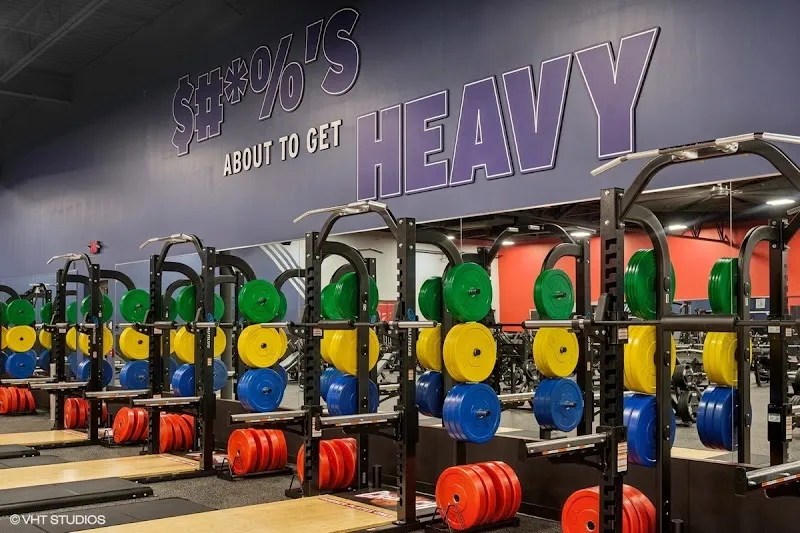 Crunch Fitness - Burbank Station