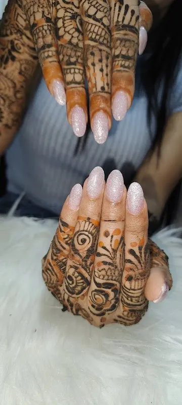 BEAUTYFLY SALON & ACADEMY