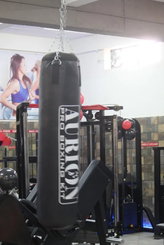 Khan's Fitness