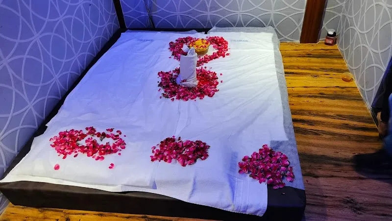Nirvana Gold Spa - Massage in Bhandup