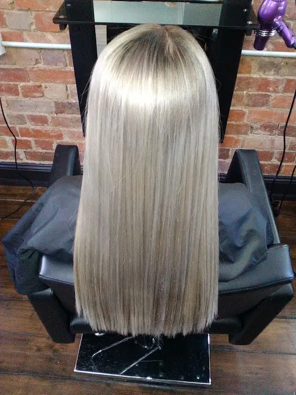 Urban Hair Loft