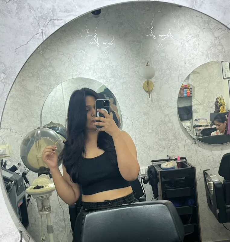 SHRUSHTI'S Hair and Beauty Salon