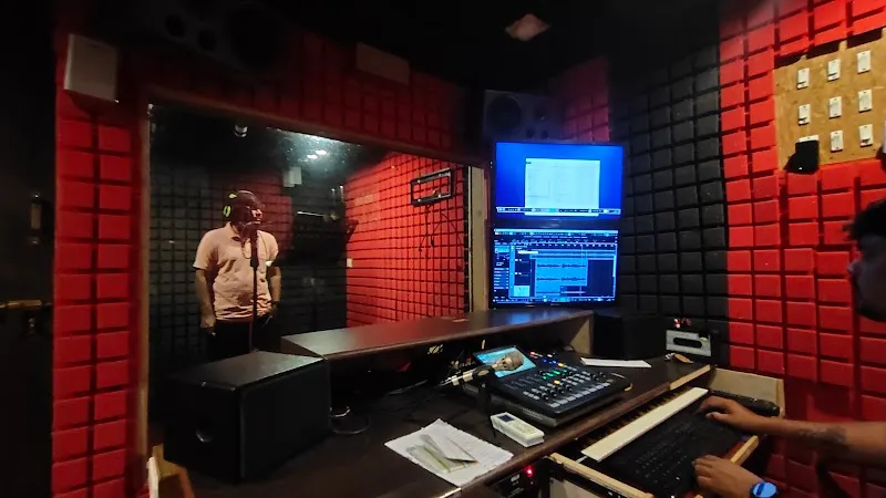 Digitech Recording Studio