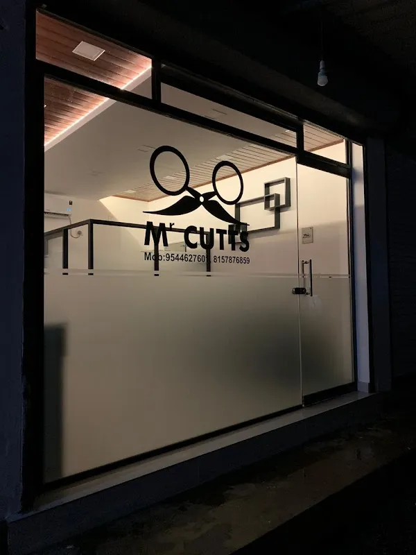 Mr'Cutts saloon
