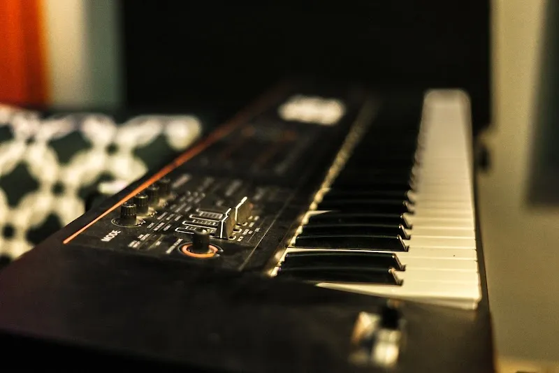 Music Mania Studio (MMS)