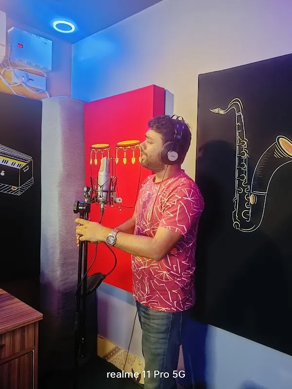 Music Mania Studio (MMS)