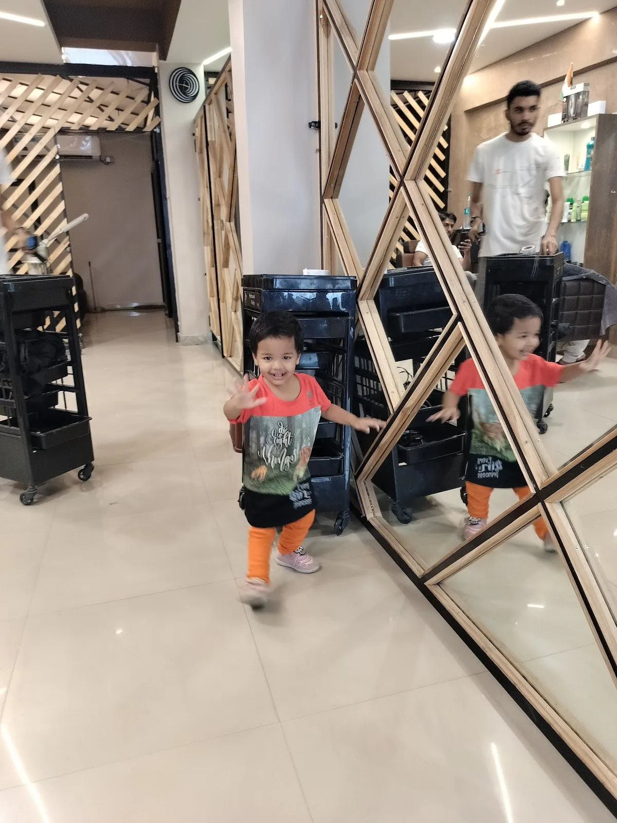 Levels Hair Studio(Unisex Salon)