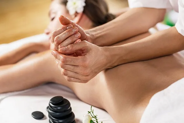 Julie grils spa centre