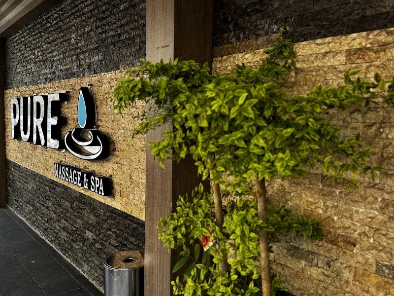Pure massage & spa
