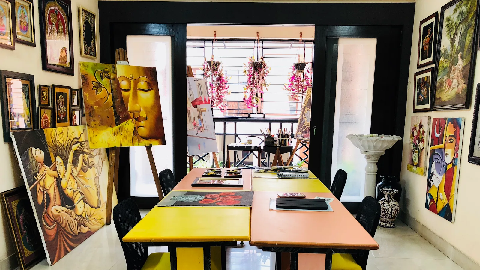 Rita’s Art Studio