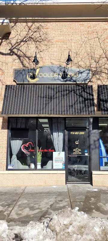 W Color Studio