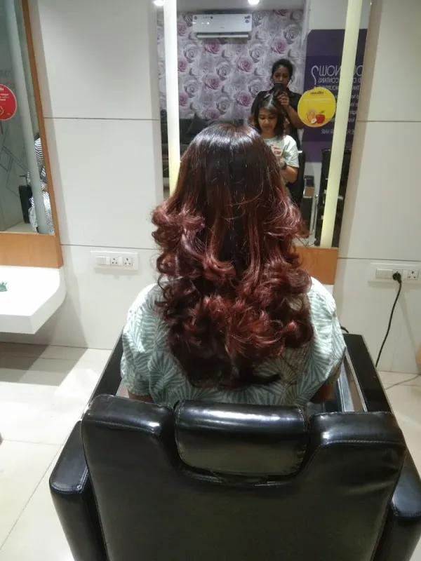 Naturals Salon, Gajuwaka